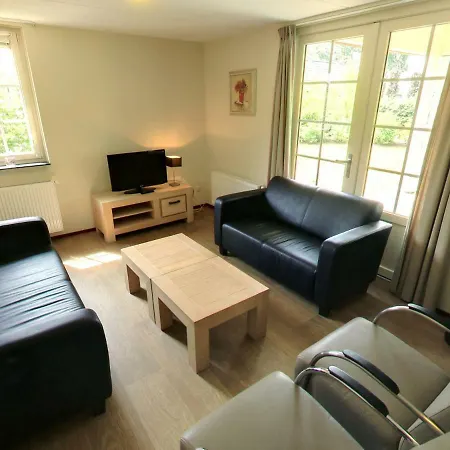 Holiday De Ijsvogel 8n.2 Holiday home *