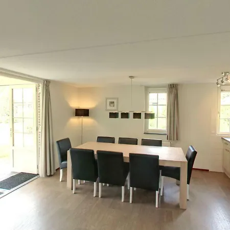 Holiday home Holiday De Ijsvogel 8n.2